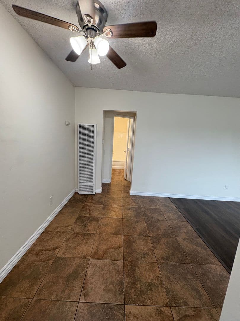 Chula Vista Apartment: 222 G St.