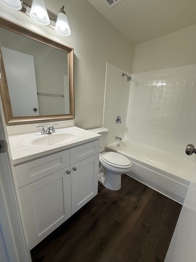 Chula Vista Apartment: 636 F St
