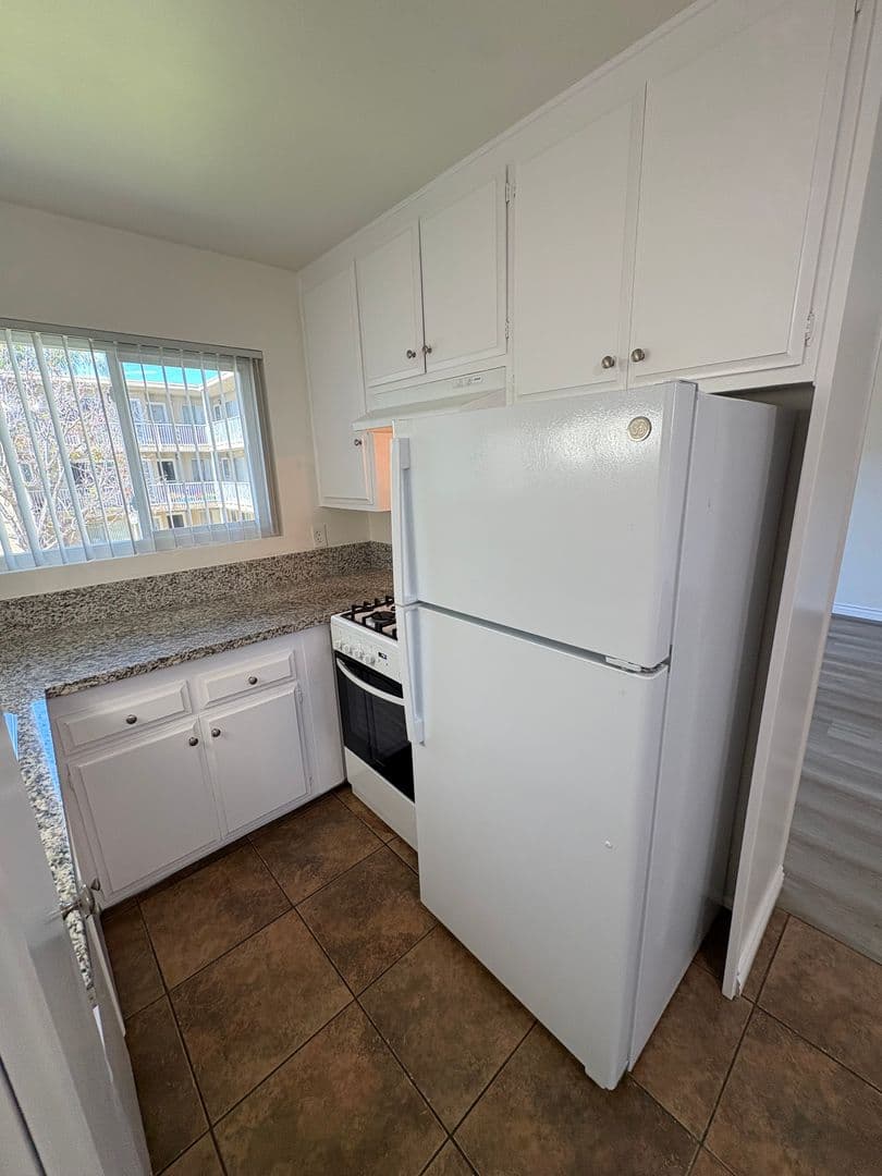 Chula Vista Apartment: 222 G St.