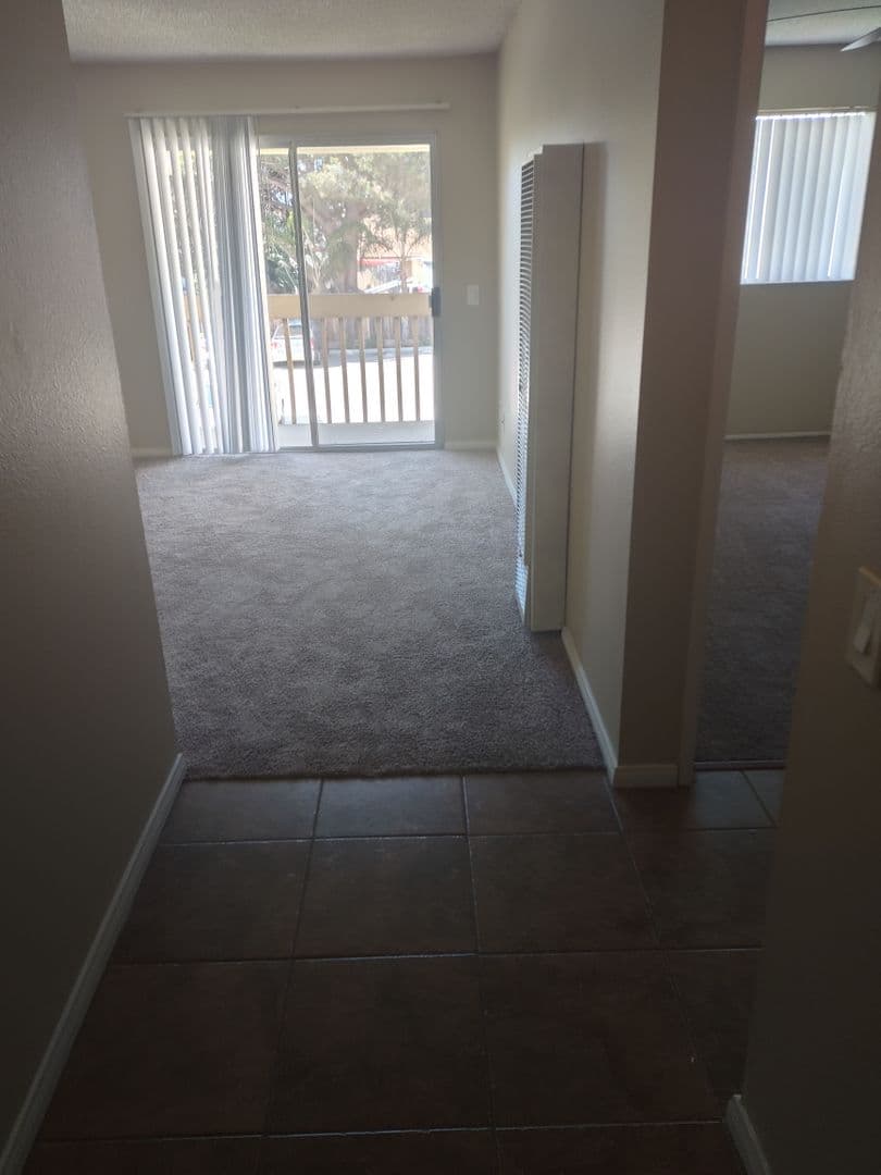 Chula Vista Apartment: 1241 5th Ave.