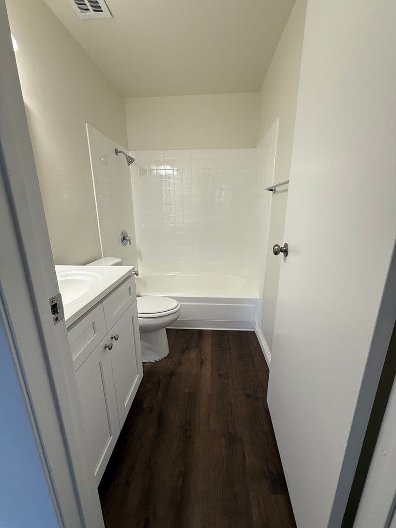 Chula Vista Apartment: 636 F St