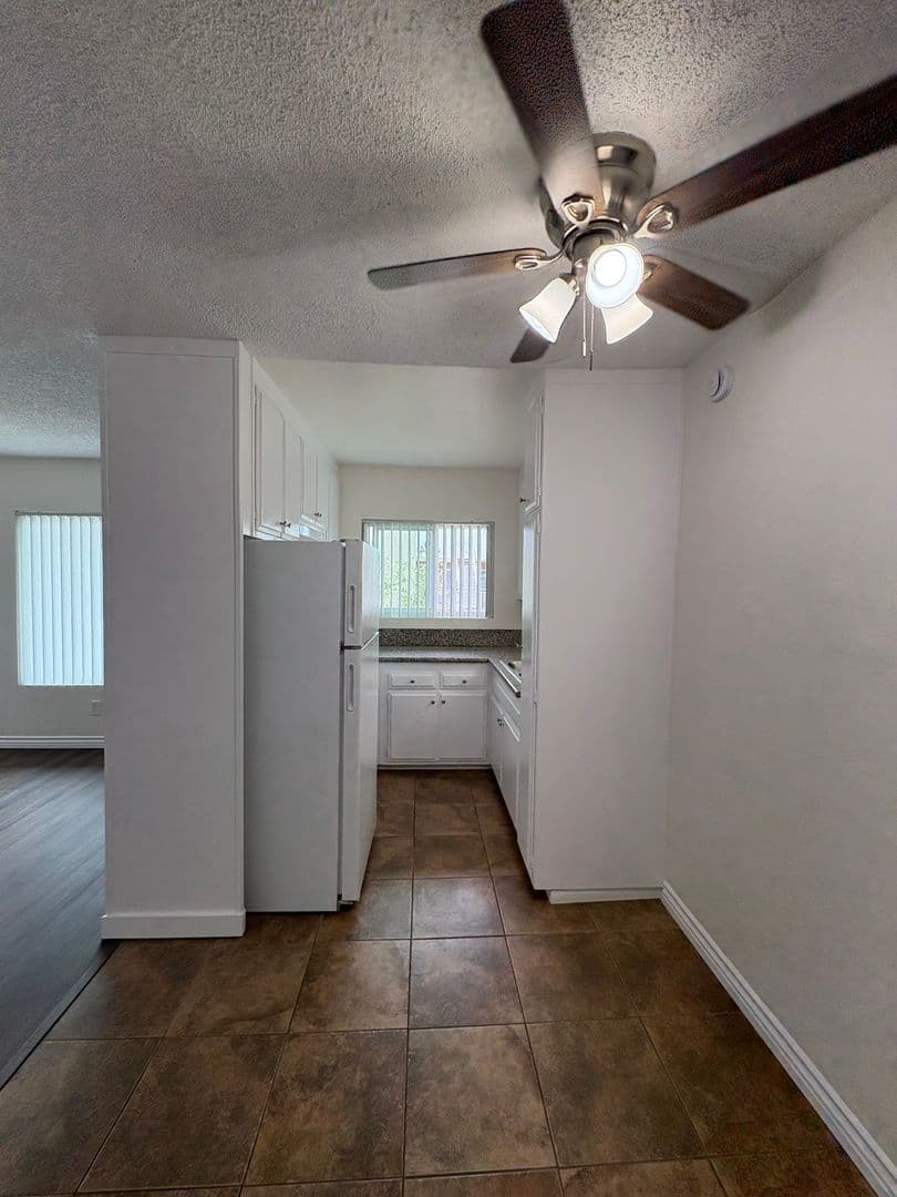 Chula Vista Apartment: 222 G St.
