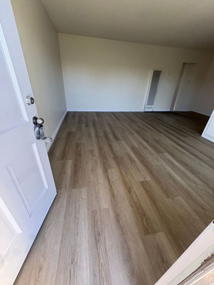 Chula Vista Apartment: 222 G St.