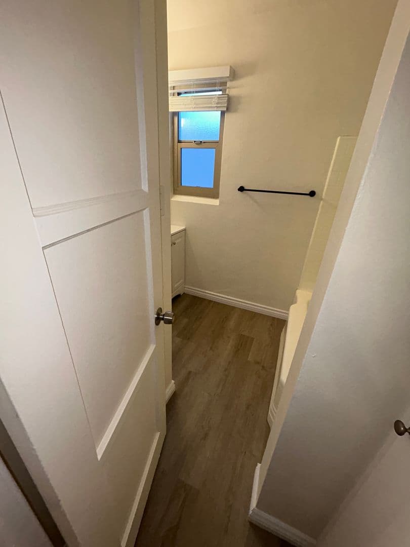 Chula Vista Apartment: 184 F St.