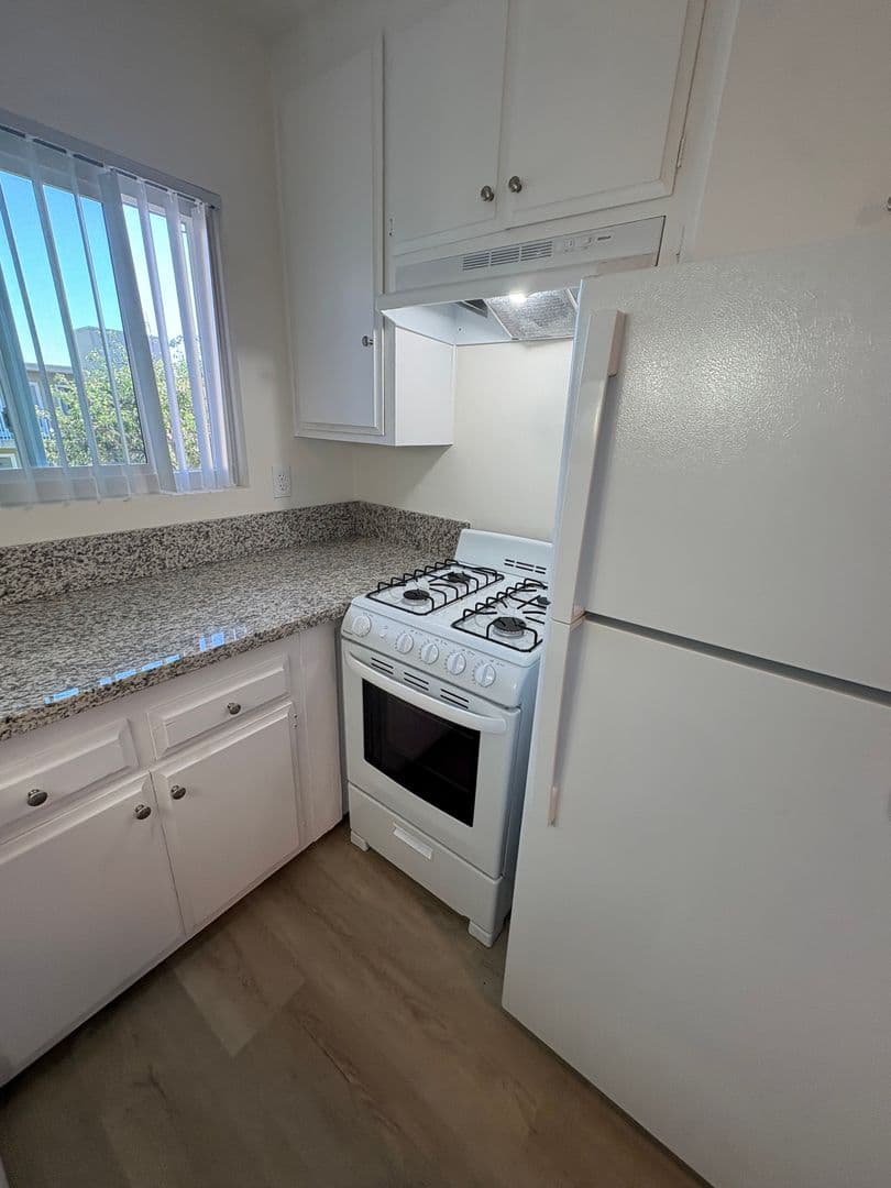 Chula Vista Apartment: 222 G St.