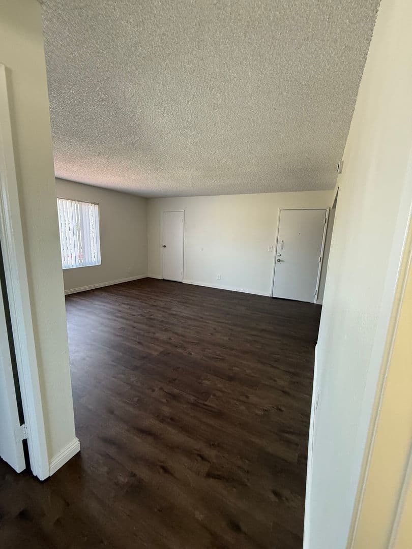 Chula Vista Apartment: 636 F St