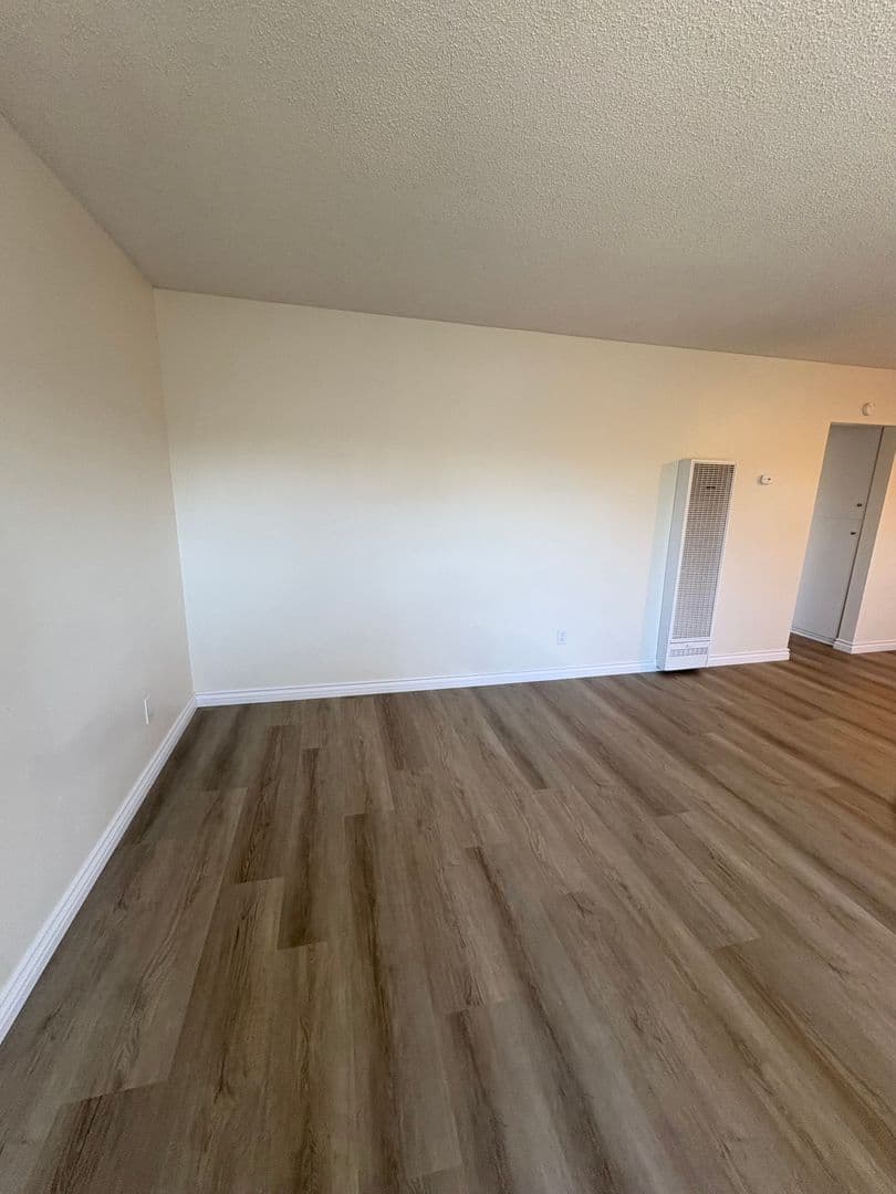 Chula Vista Apartment: 222 G St.