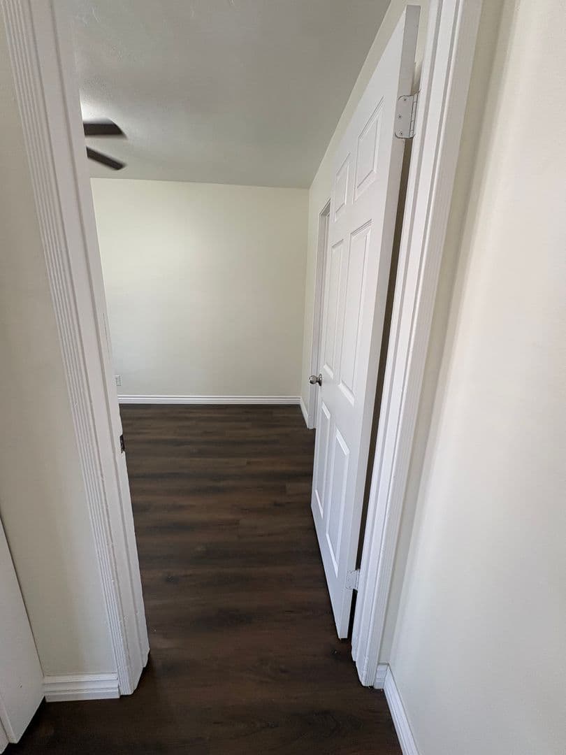 Chula Vista Apartment: 184 F St.