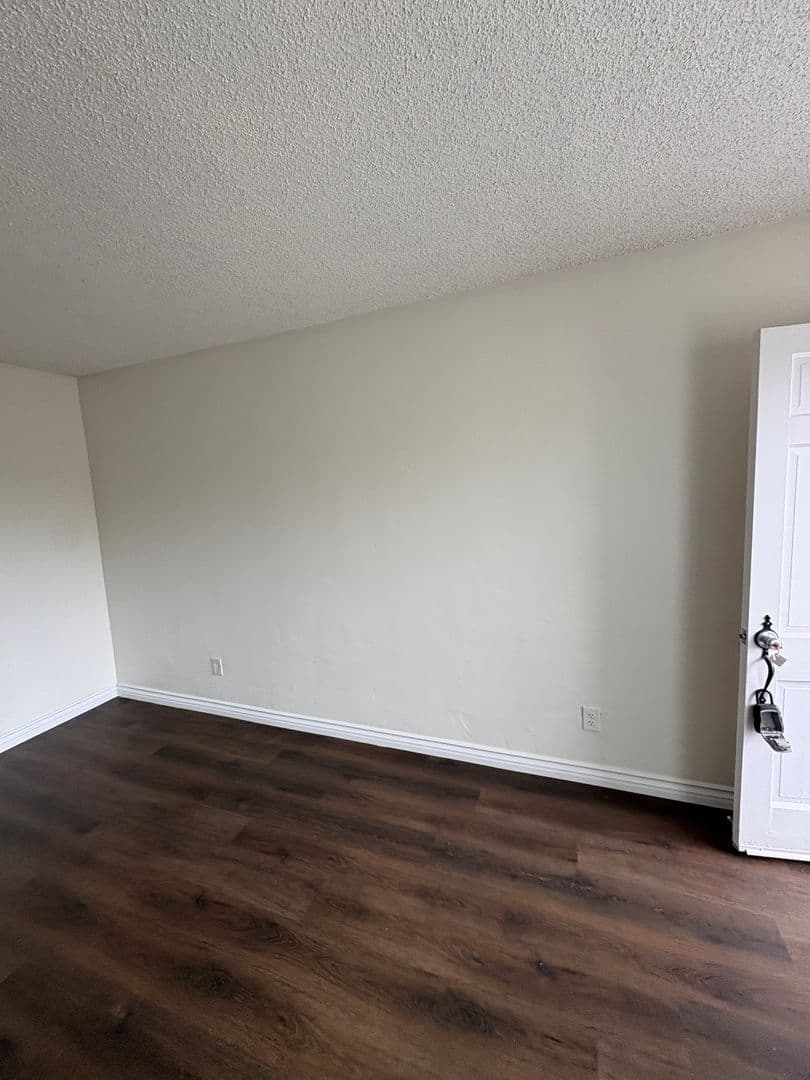 Chula Vista Apartment: 222 G St.