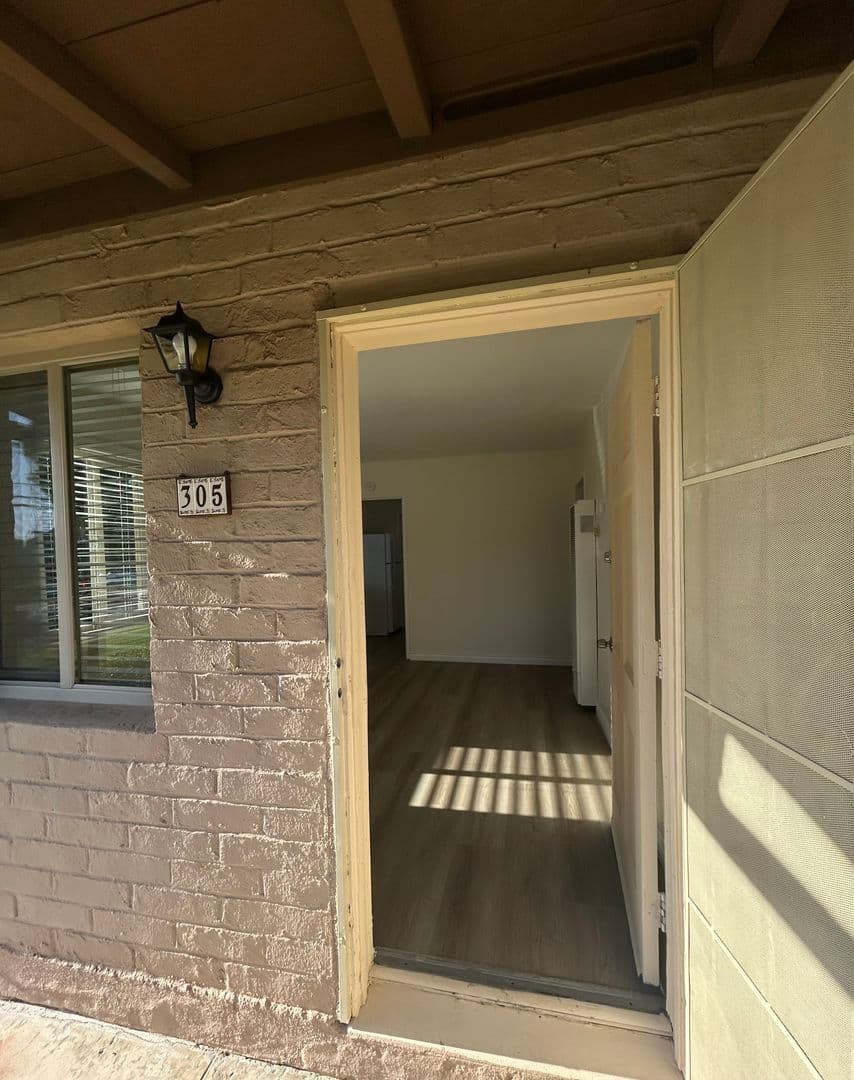 Chula Vista Apartment: 184 F St.