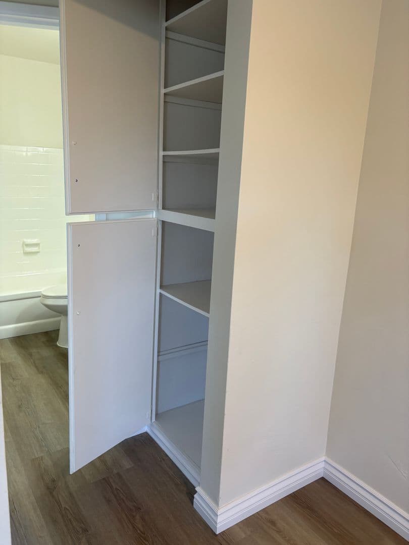 Chula Vista Apartment: 222 G St.