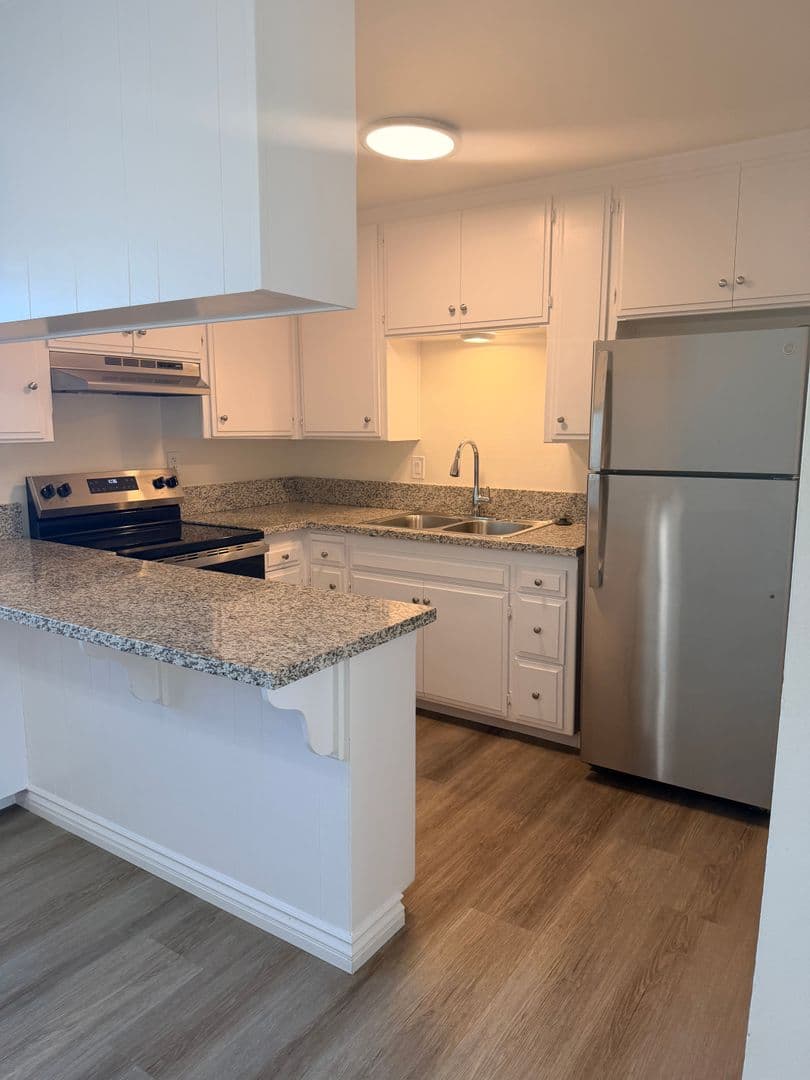 Chula Vista Apartment: 370 K St.