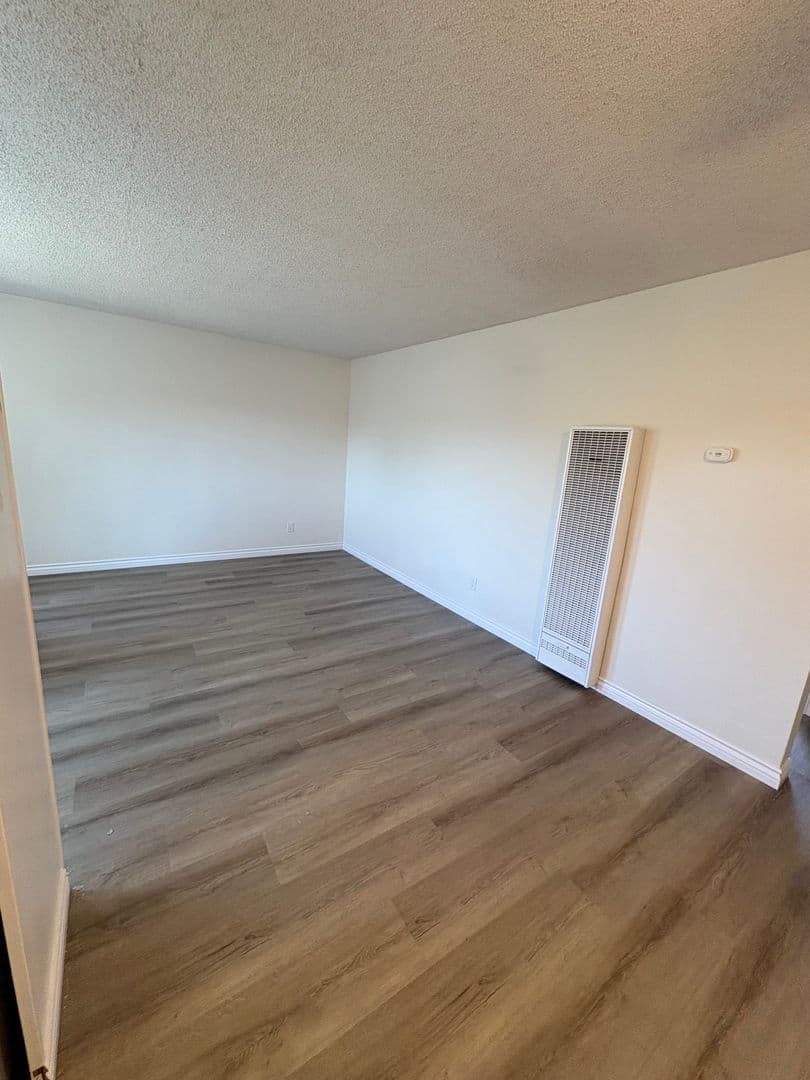 Chula Vista Apartment: 222 G St.