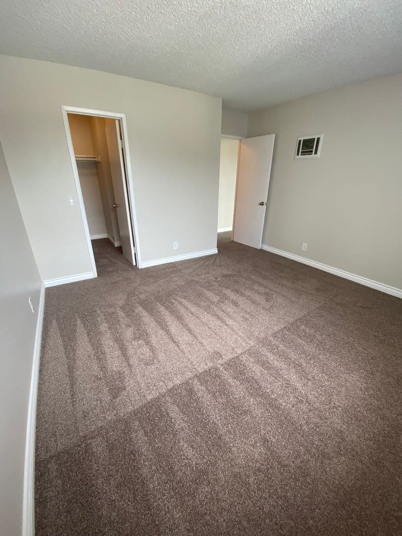 Chula Vista Apartment: 520 Naples St.