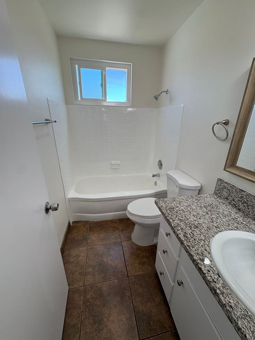 Chula Vista Apartment: 222 G St.