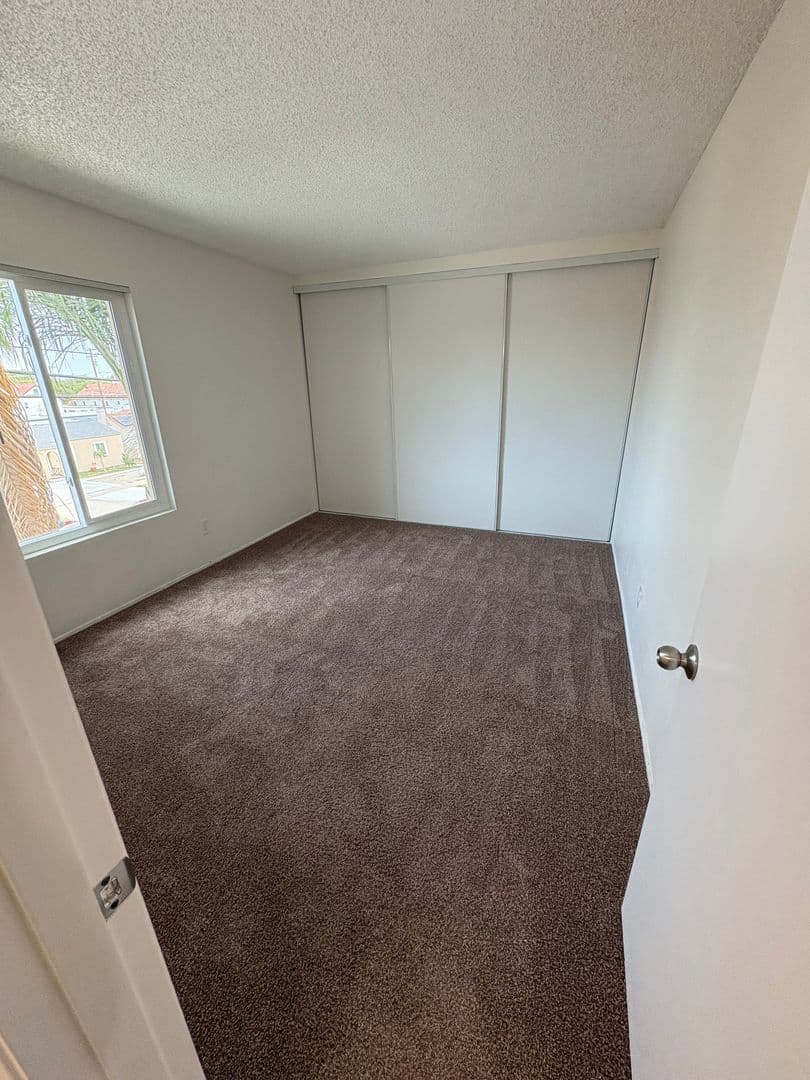 Chula Vista Apartment: 222 G St.