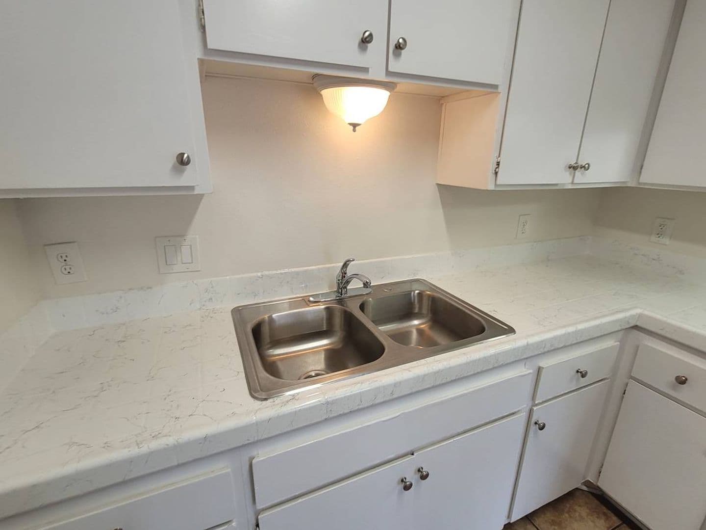 Chula Vista Apartment: 1241 5th Ave.