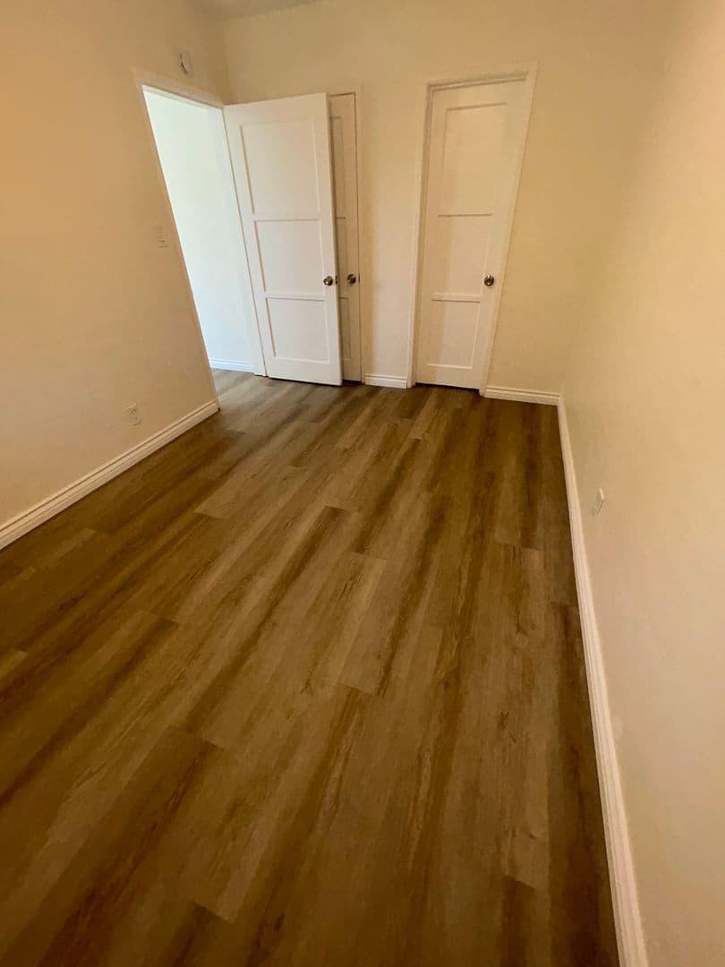 Chula Vista Apartment: 184 F St.