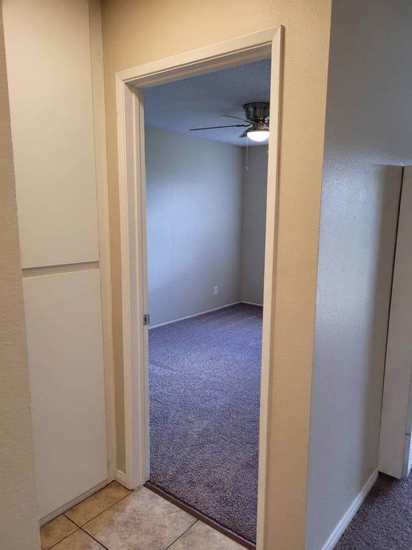 Chula Vista Apartment: 1241 5th Ave.