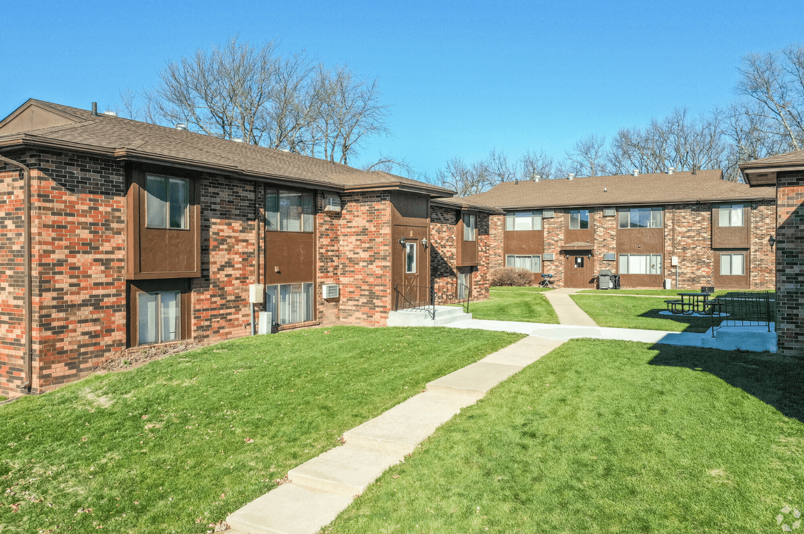 Norwalk Apartment: 1212 Holly Drive