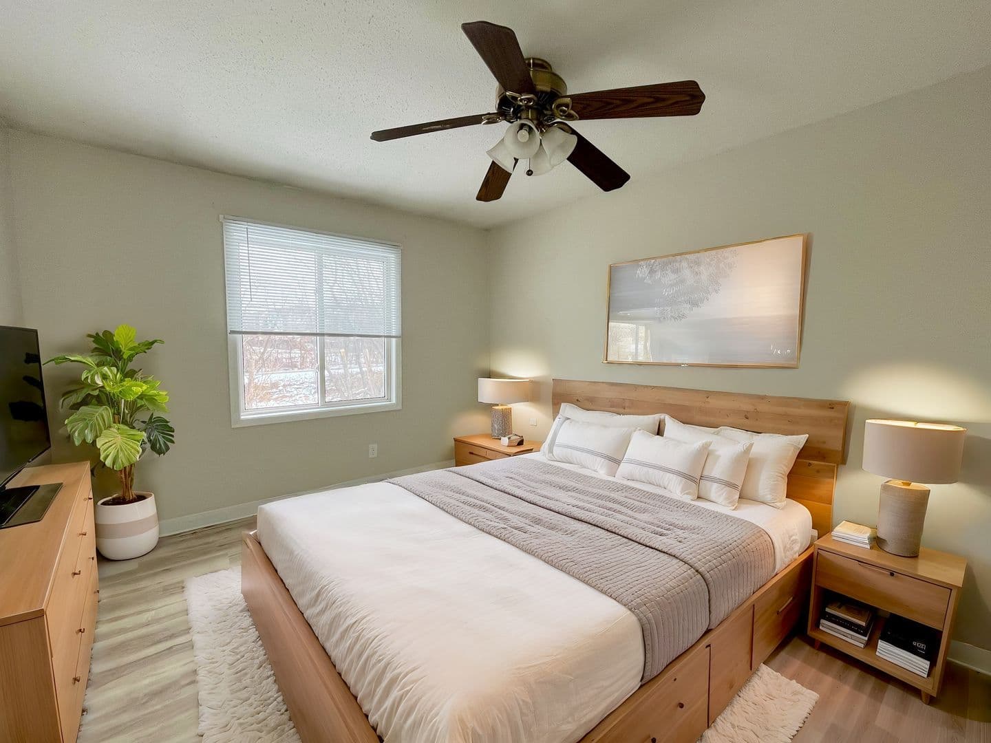Ankeny Apartment: 1600 NW Pine Road