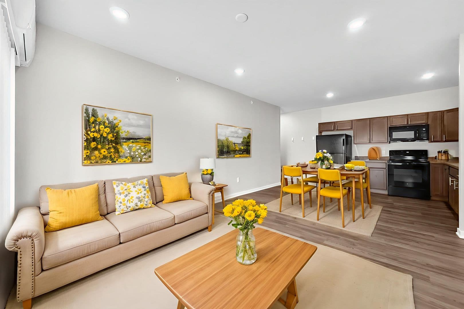 Bondurant Apartment: 2335 Paine St NE