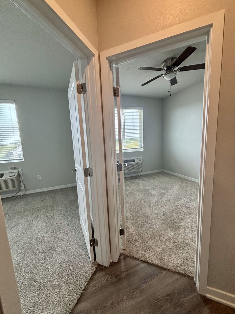 Bondurant Apartment: 2335 Paine St NE