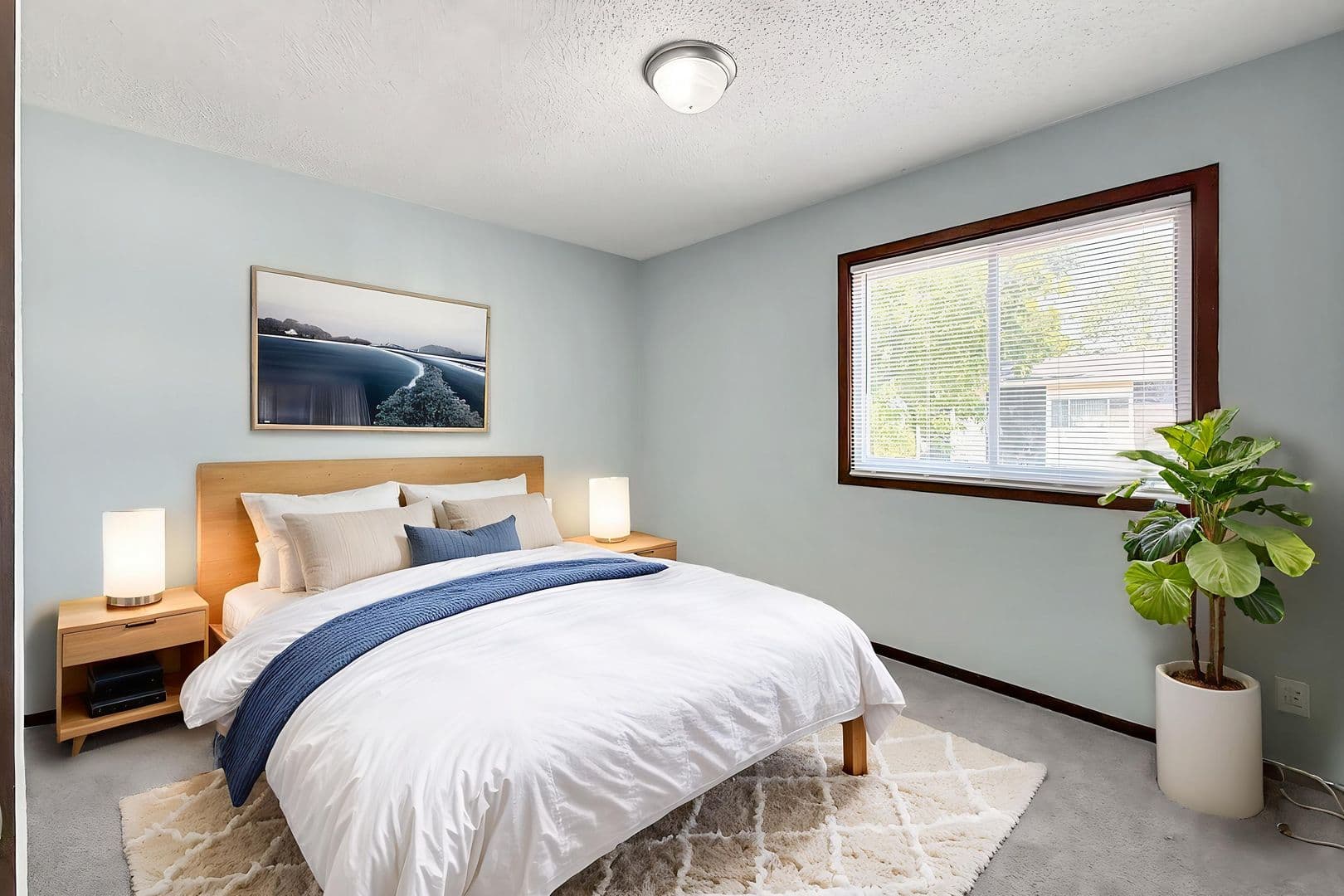 Ottumwa Apartment: 117 W Rochester Road