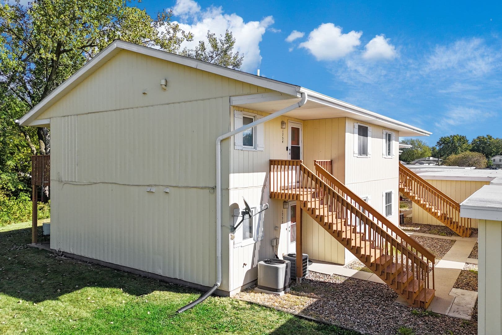 Ankeny Apartment: 1600 NW Pine Road