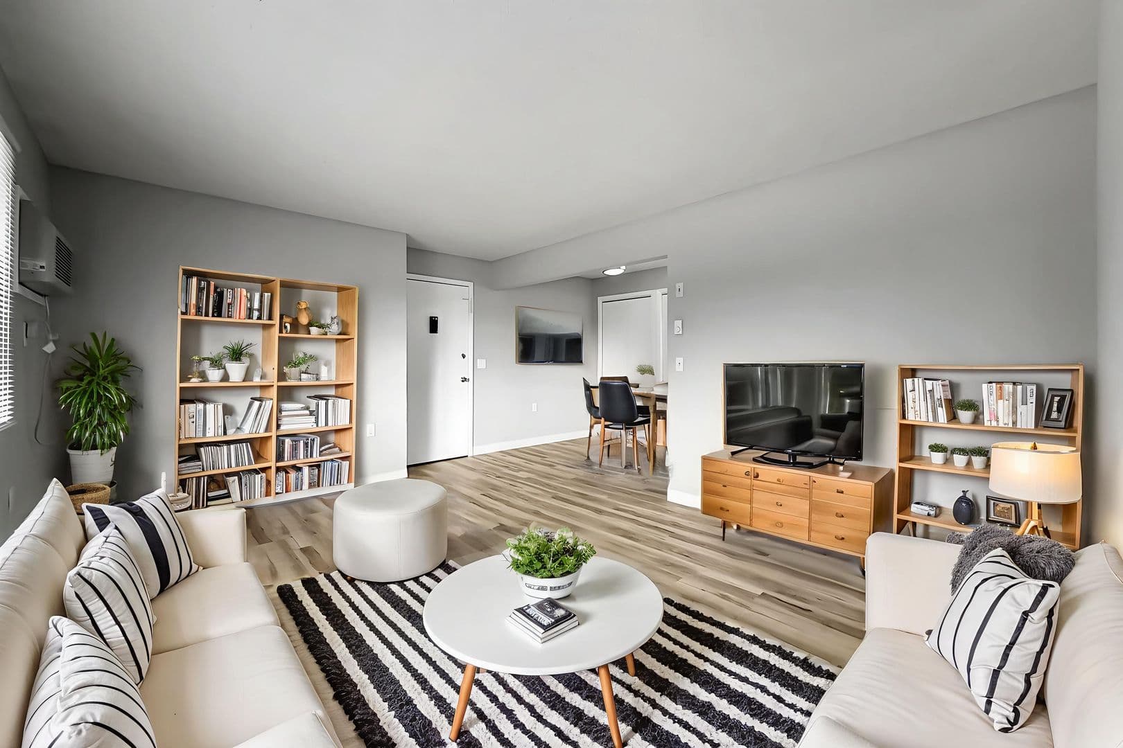 Norwalk Apartment: 1212 Holly Drive