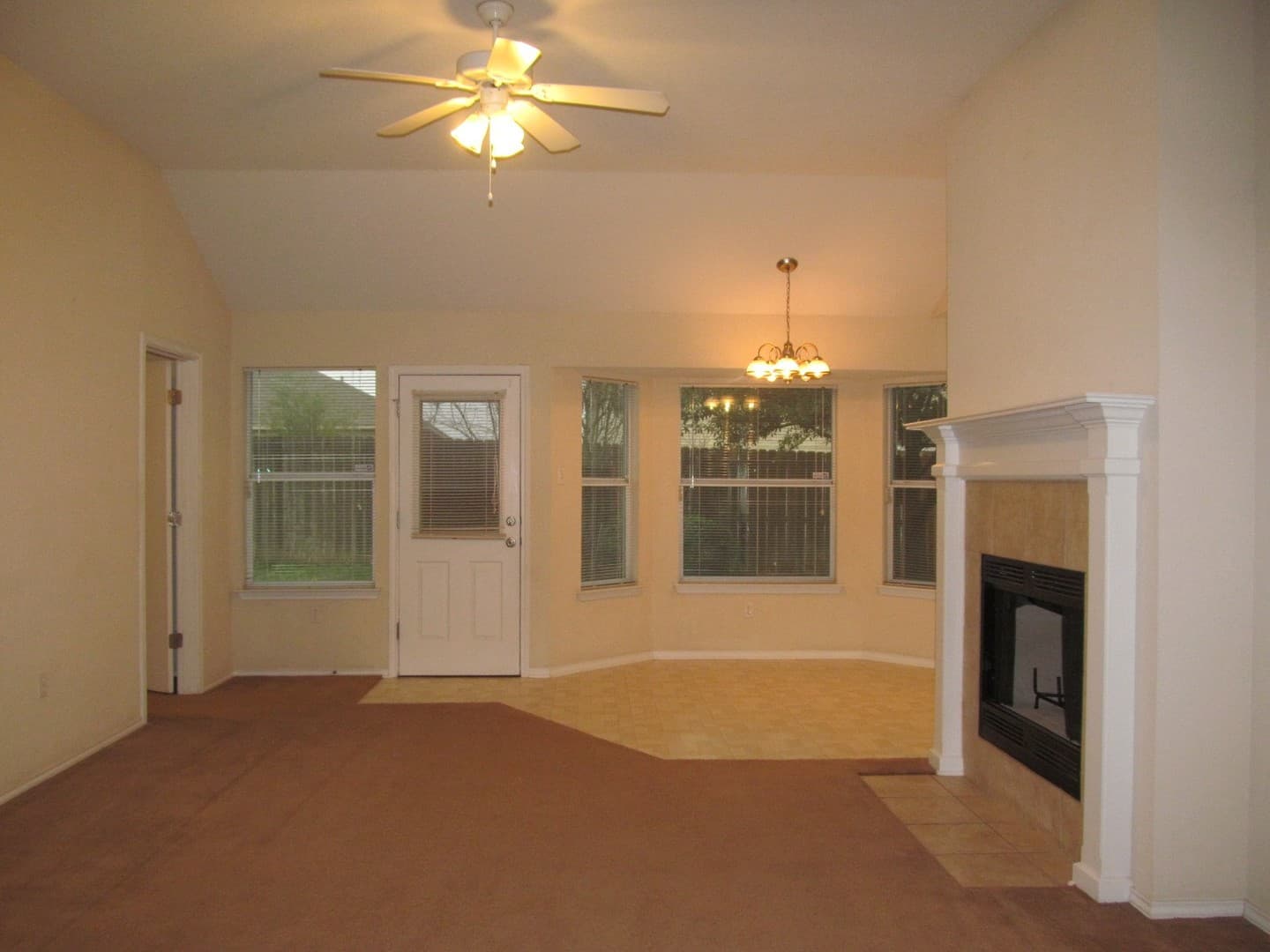 Temple House: 7708 Hawthorn