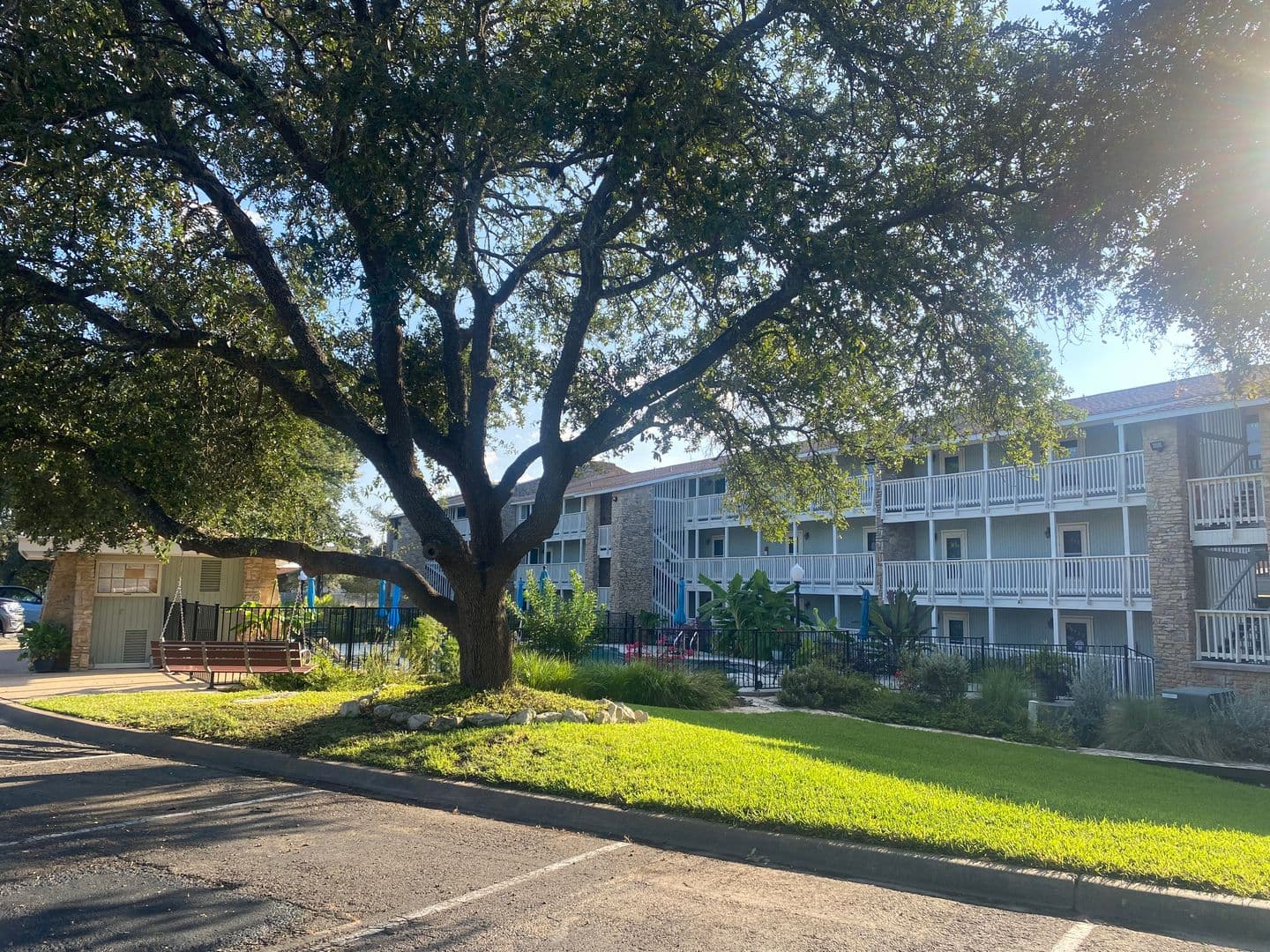Belton House: 2 Cliffhouse Dr #110
