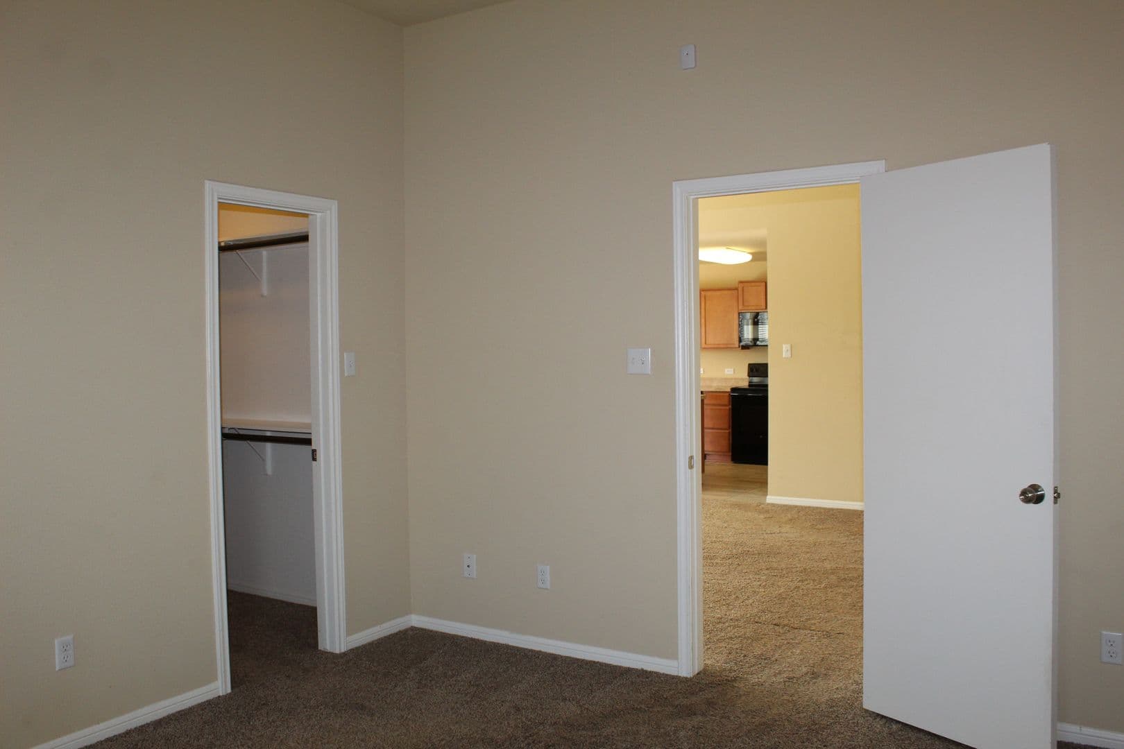 Temple House: 1104 Jamestown Drive