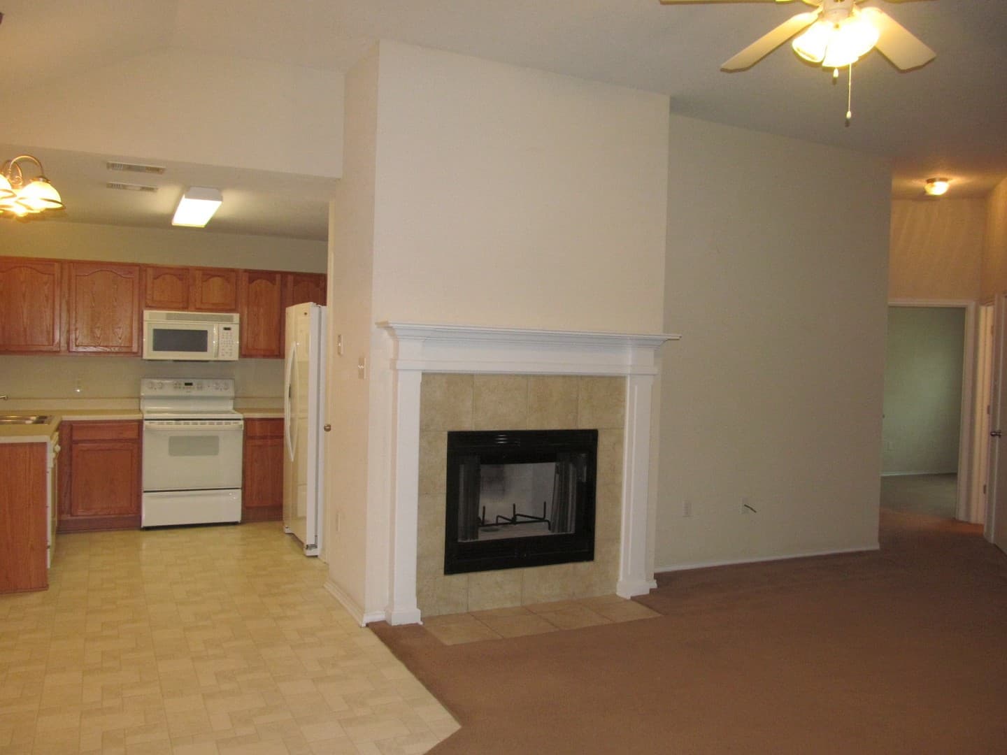 Temple House: 7708 Hawthorn