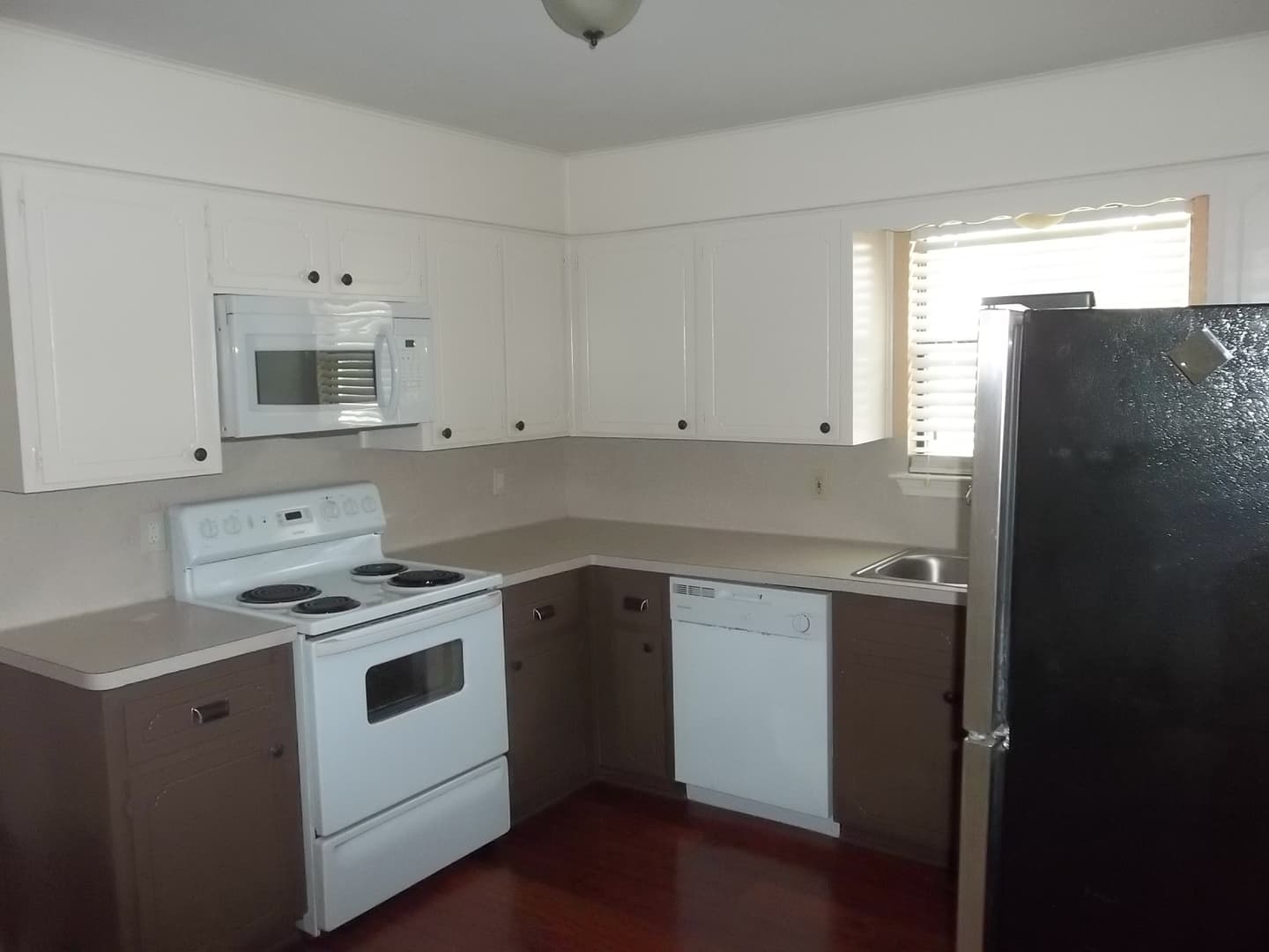 Belton House: 803 E 12th Ave
