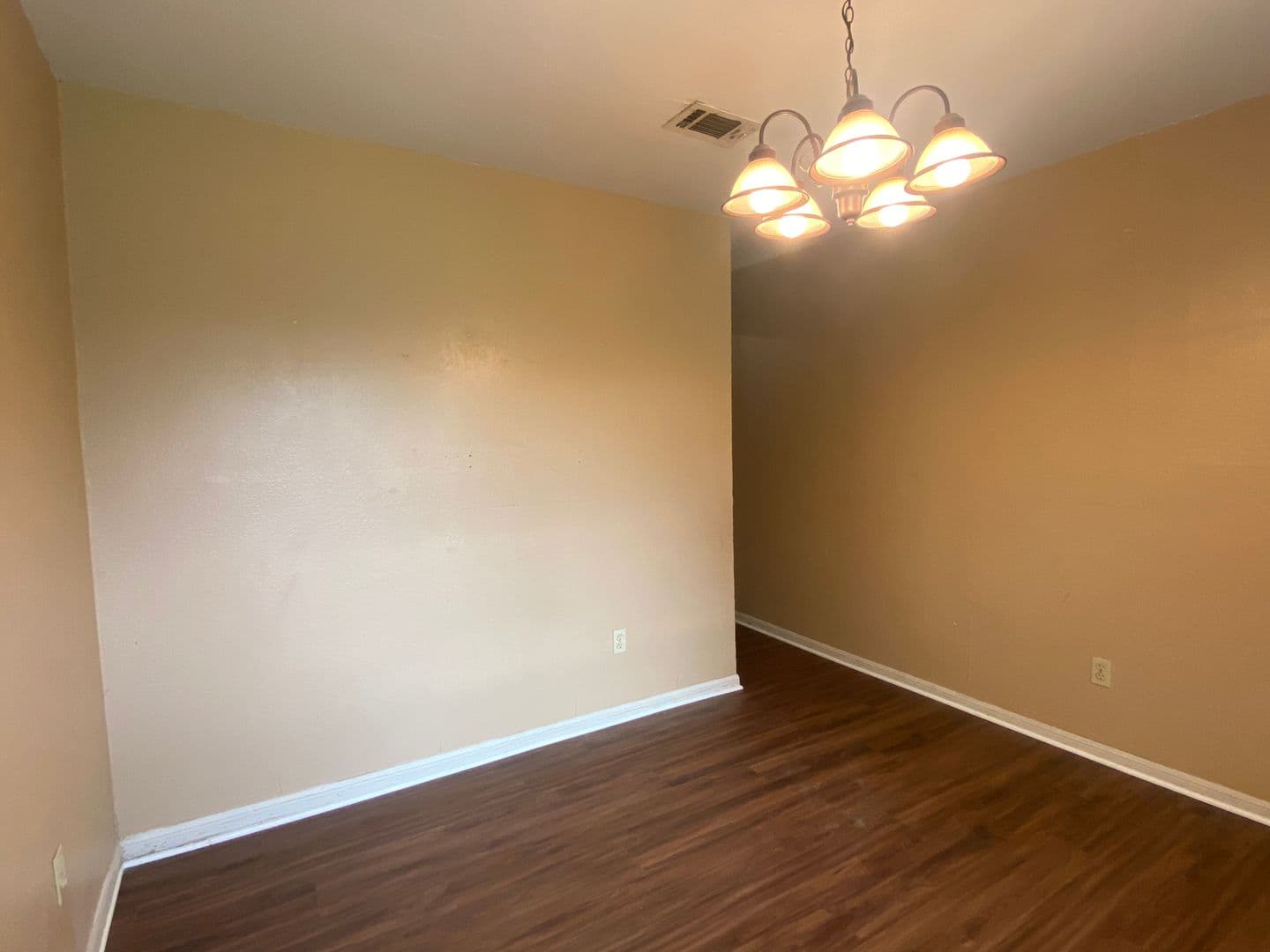 Belton House: 803 E 12th Ave
