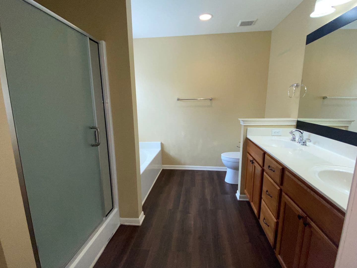 Temple House: 7707 Bridgepointe Dr