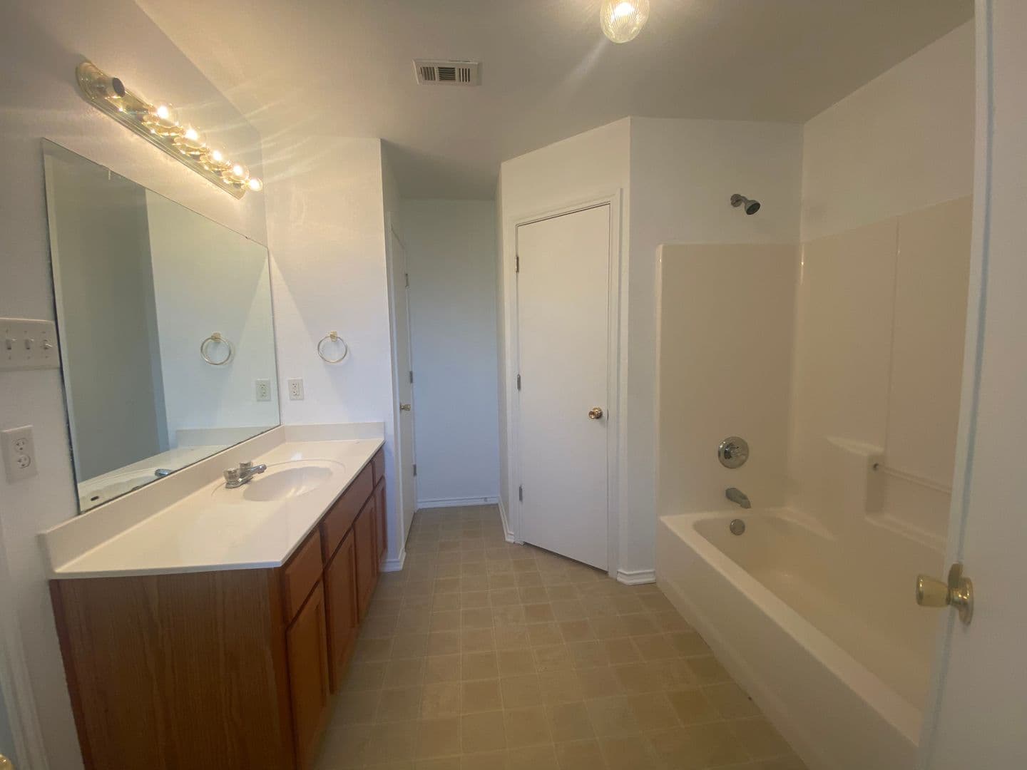 Belton House: 1809 Liberty Hill Dr
