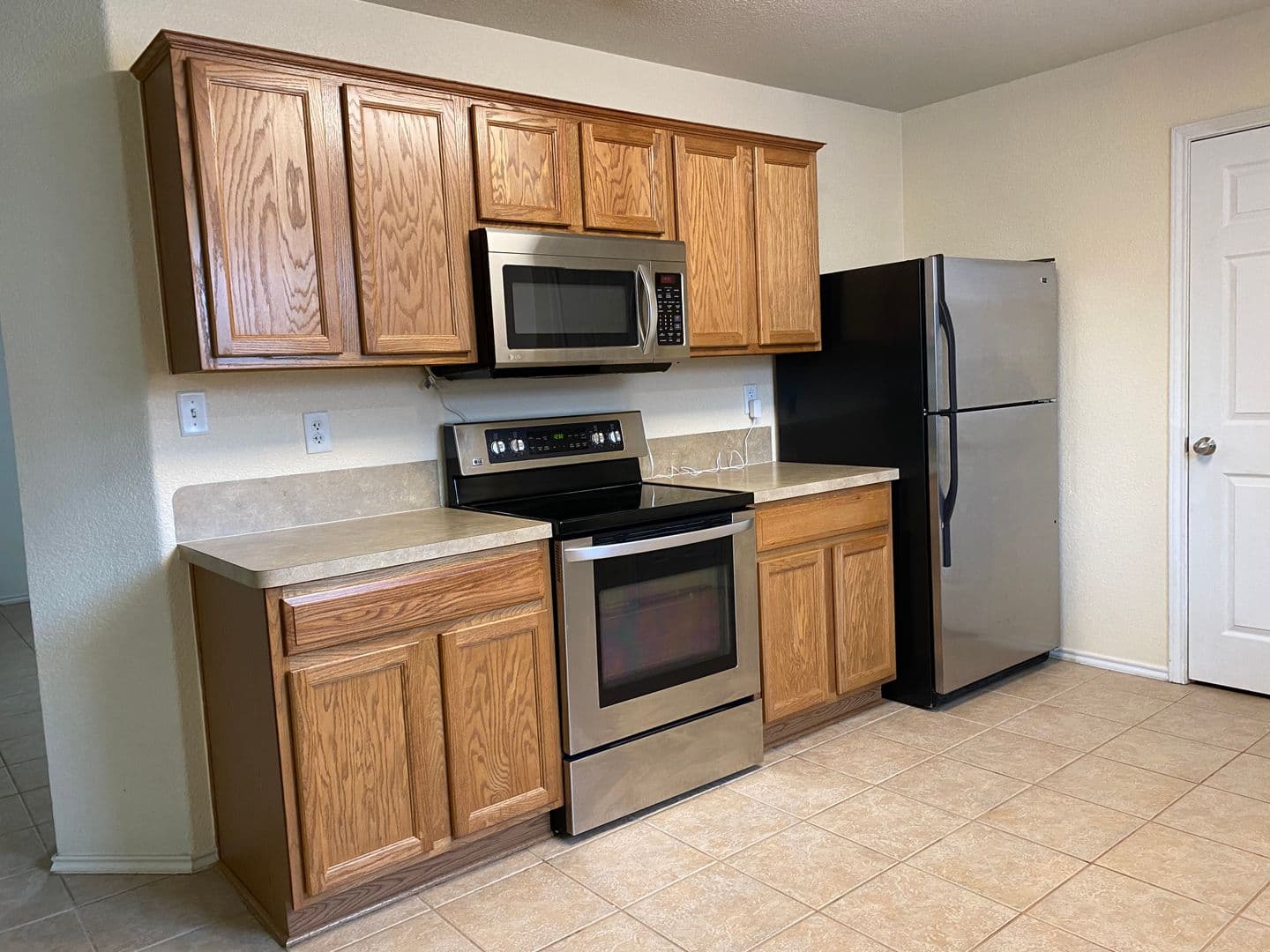 Temple House: 206 Burnham Dr