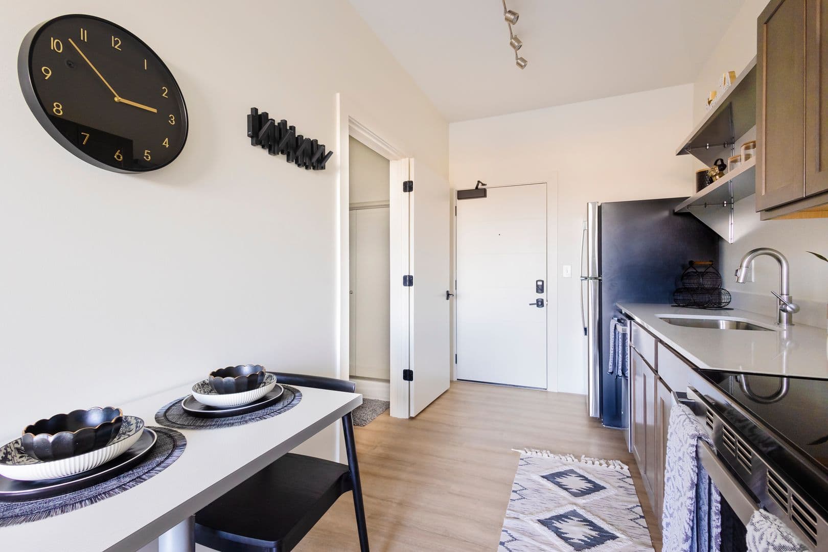 Lexington Apartment: 340 Legion Drive