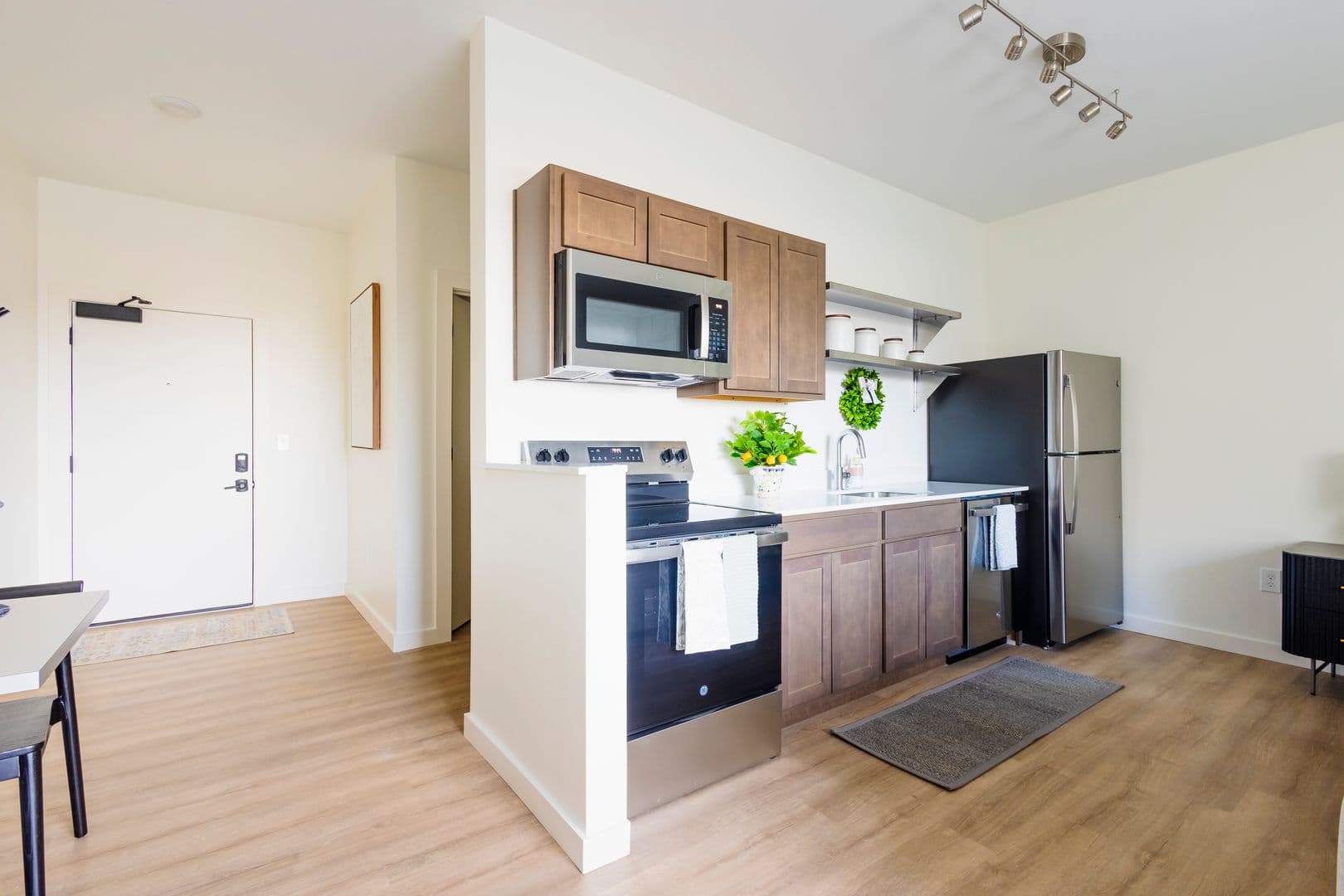 Lexington Apartment: 340 Legion Drive