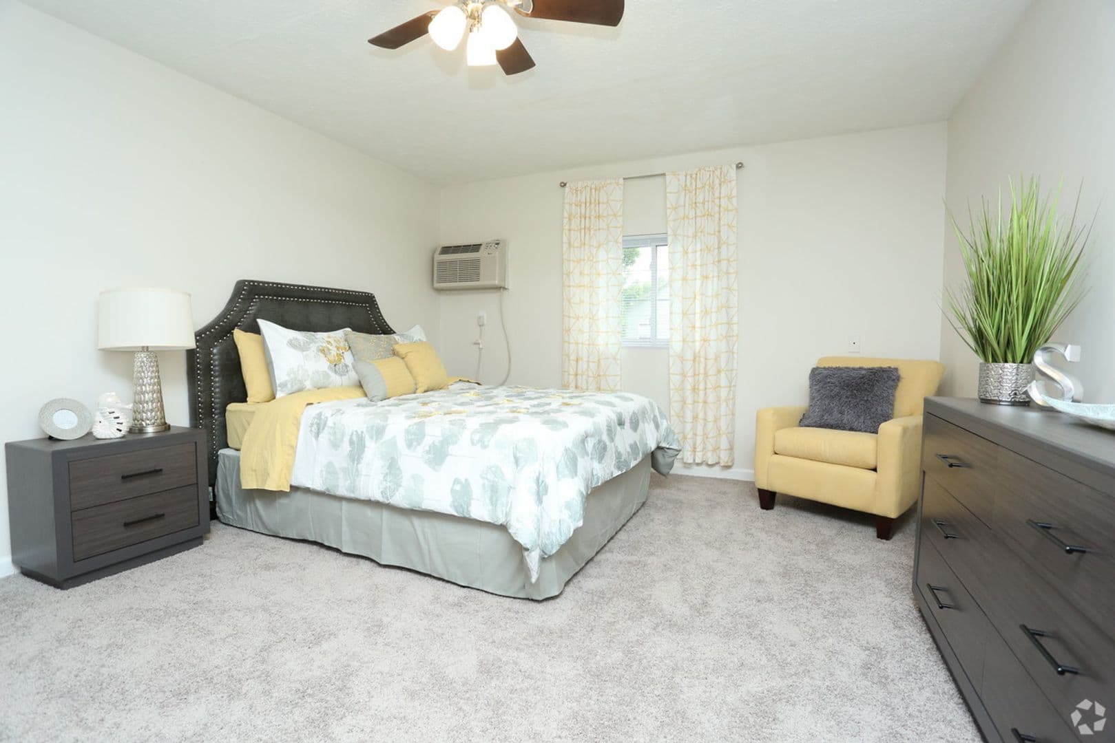 Lexington Apartment: 333 Legion Drive