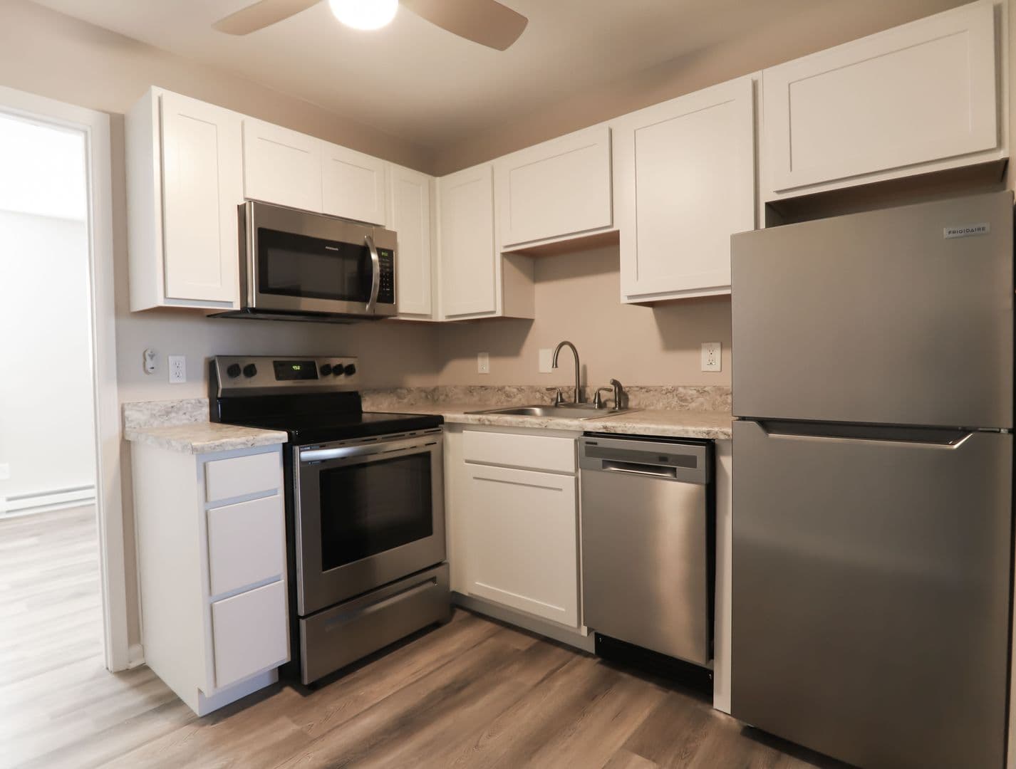 Lexington Apartment: 129 Transcript Avenue #2