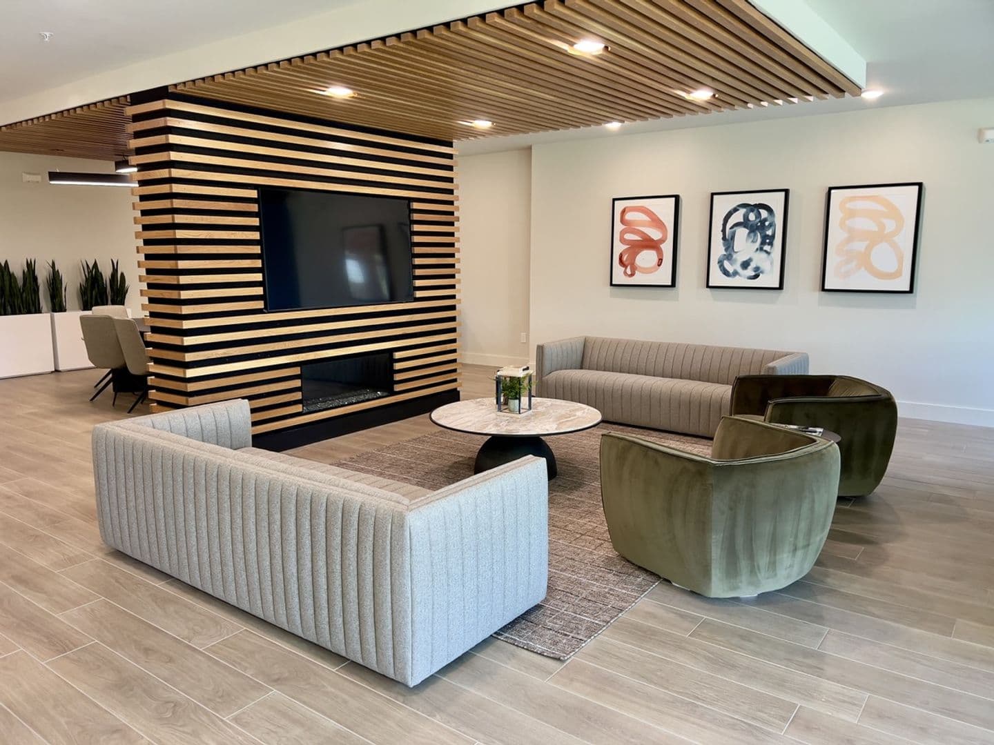 Lexington Apartment: 340 Legion Drive
