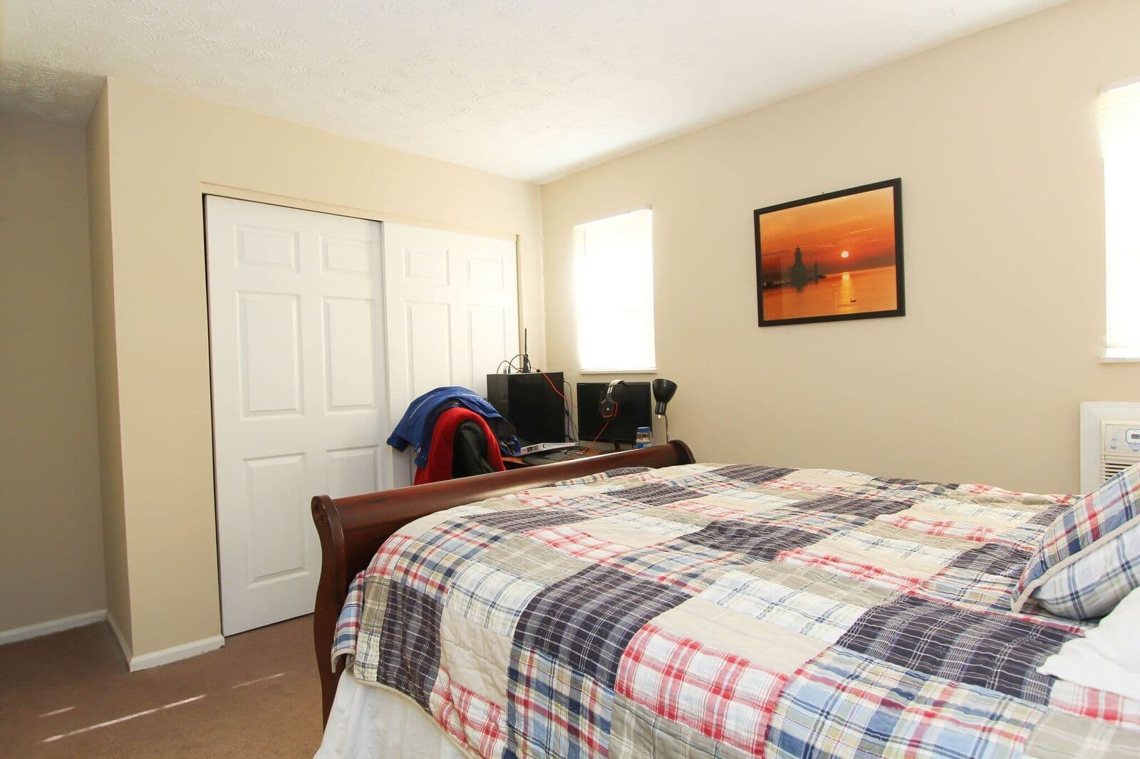 Lexington Apartment: 129 Transcript Avenue #2