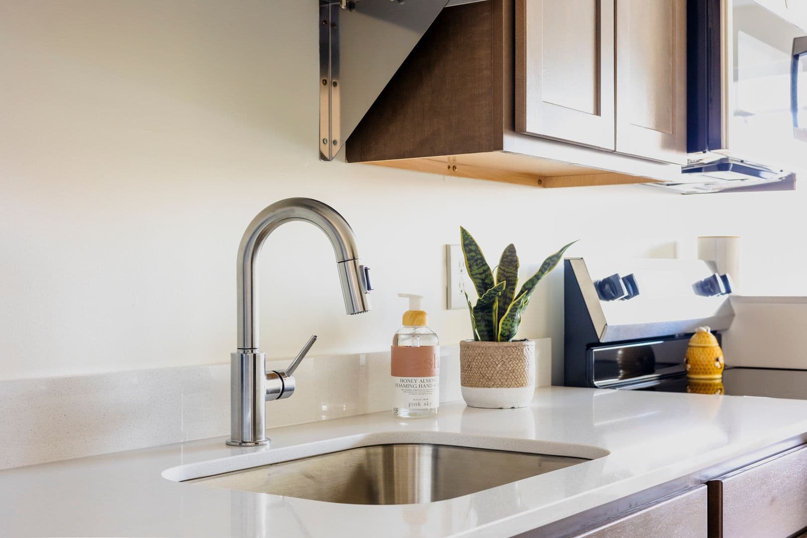 Lexington Apartment: 340 Legion Drive