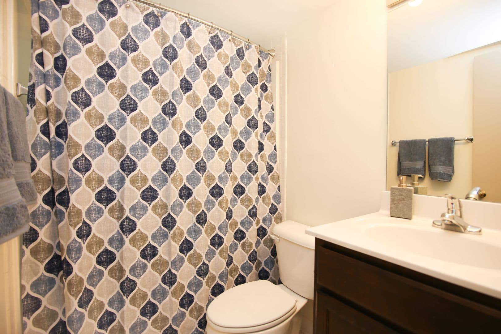 Lexington Apartment: 1435 Nicholasville Road