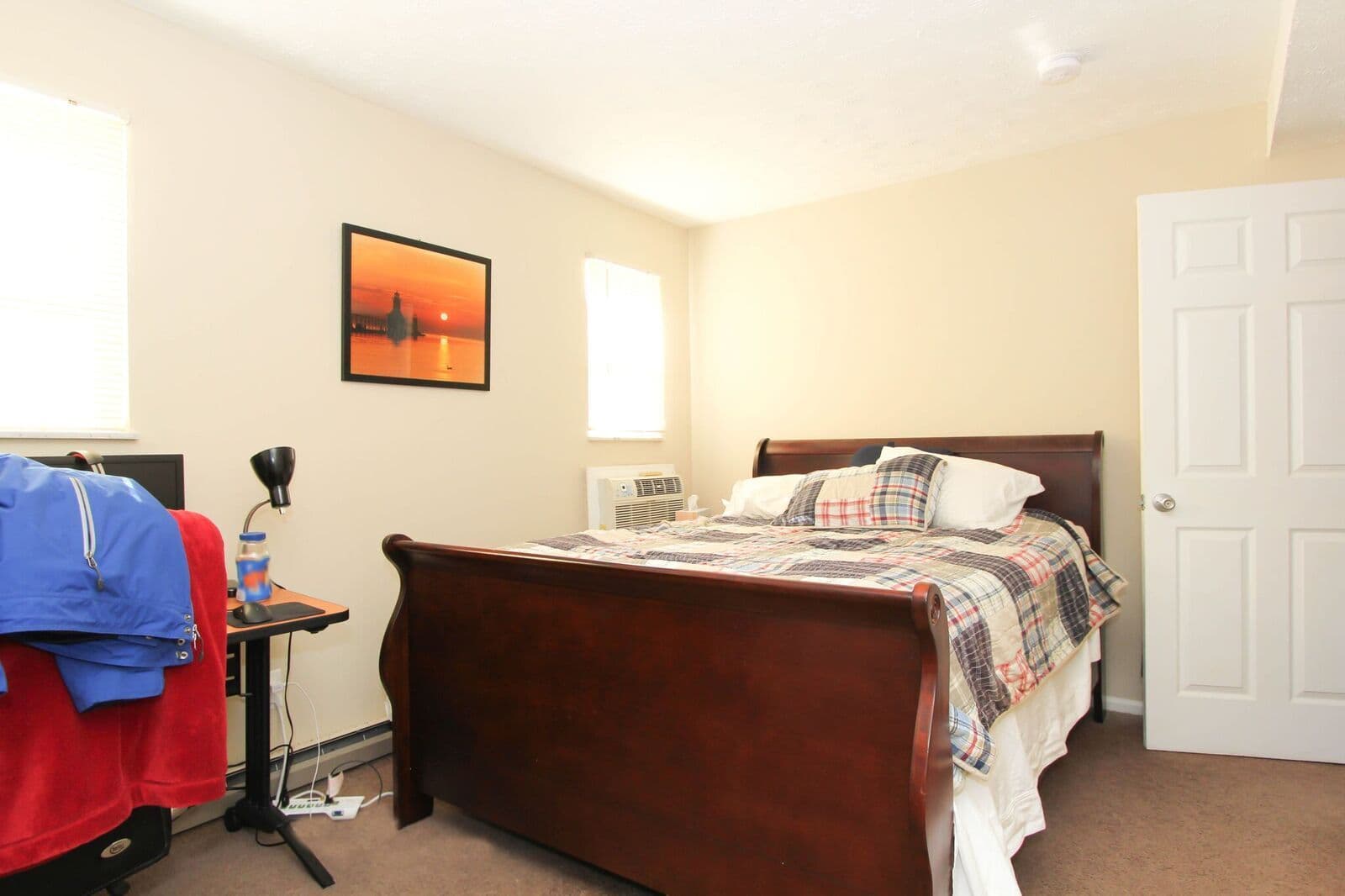 Lexington Apartment: 129 Transcript Avenue #2