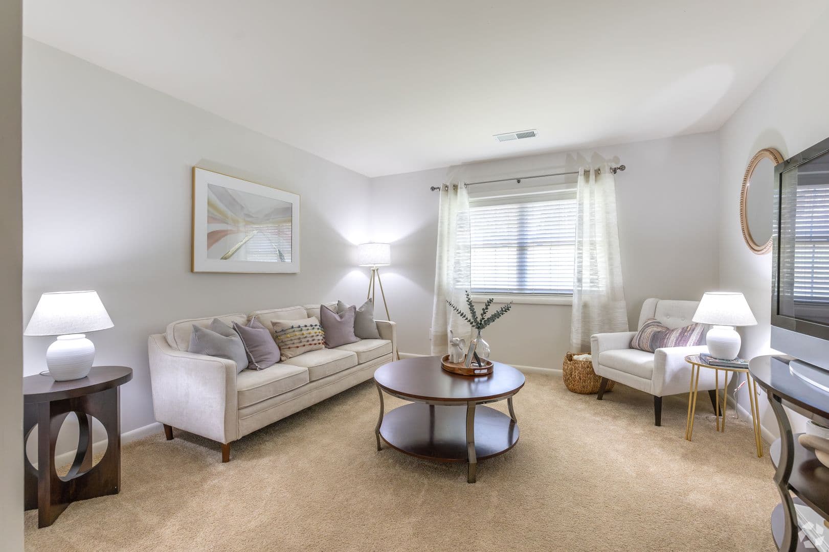 Lexington Apartment: 3300 Montavesta Road #2101