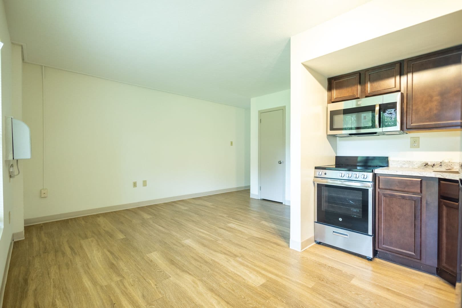 Lexington Apartment: 1435 Nicholasville Road